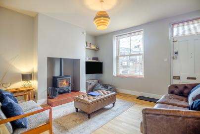 New Mills Retreat (OC-N39048)