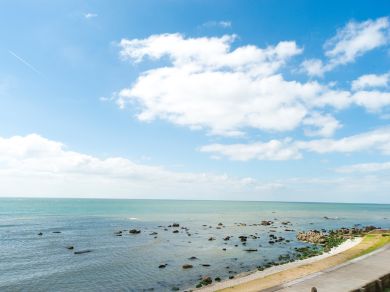 Bonchurch Waterfront Bliss (OC-IC112) Bonchurch Waterfront Bliss (OC-IC112)