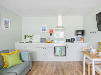 Rambler's Retreat - Brixham (OC-78520) Rambler's Retreat - Brixham (OC-78520)