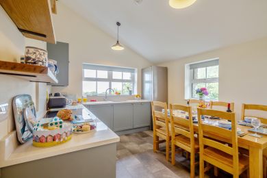 Bronclydwr Cottage (OC-B32570) Bronclydwr Cottage (OC-B32570)