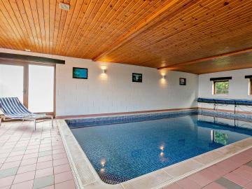 Emley View Cottage (OC-EMLEY)