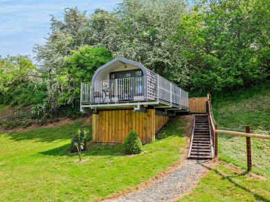 Brook House Farm Pod (OC-90929) Brook House Farm Pod (OC-90929)