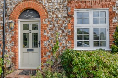 Rose Cottage (OC-R18323) Rose Cottage (OC-R18323)