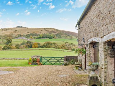 Clough Brook Cottage (OC-PK298)