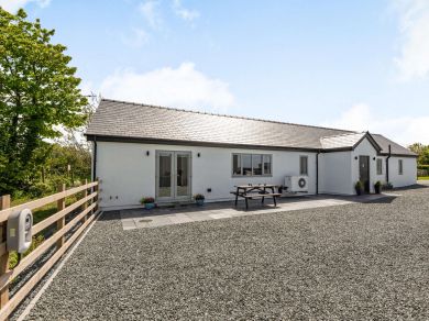 Bwthyn Glanrhyd Cottage (OC-88043) Bwthyn Glanrhyd Cottage (OC-88043)
