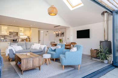 Red Squirrel Cottage - Whitwell (OC-R30749)