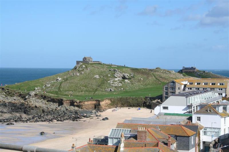 Flat 1 Porthmeor Apartments 3