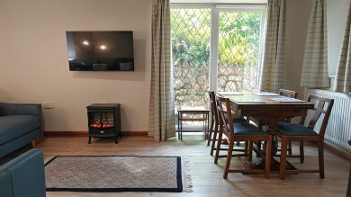 Beach Retreat - Oxwich (OC-B32621)