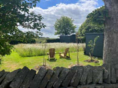 The Curlew Shepherds Hut (OC-87592)