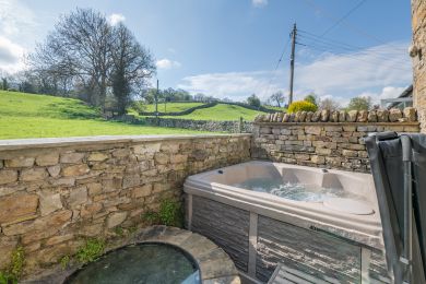 Well Cottage - West Burton (OC-W30775)
