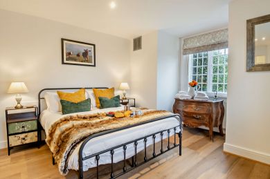 Holm Oak Hideaway 1 (OC-H29991)