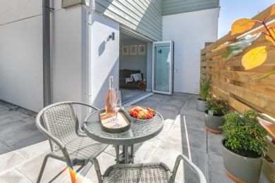 Carlyon Bay Lodge (OC-C32050) Carlyon Bay Lodge (OC-C32050)