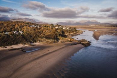 Bay House (OC-T44960) Bay House (OC-T44960)