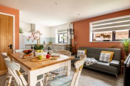 Alkham Cottage - Great Everden