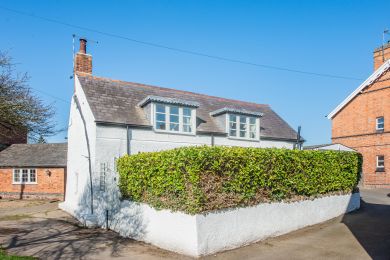 Pump Cottage (OC-P31747)
