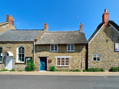 Horseshoe Cottage (OC-H32046)
