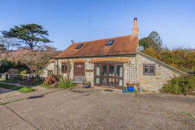 Stablemans Cottage (OC-S33802) Stablemans Cottage (OC-S33802)