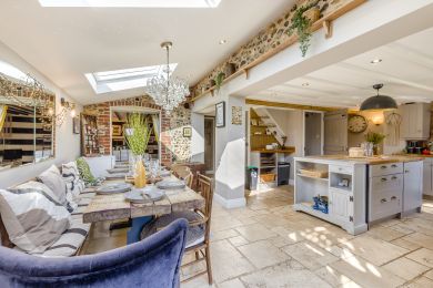 Stone Cottage - Norfolk (OC-S33037)