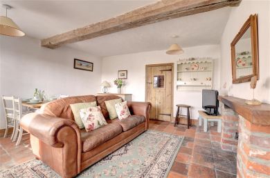 Poppy Cottage (OC-1660)