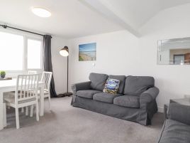 Ocean Retreats - The Bright Penthouse 8