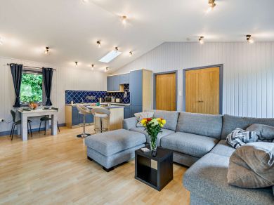 Silverwood Lodge (OC-95311) Silverwood Lodge (OC-95311)