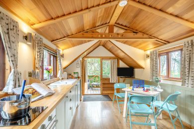 Hare Spa Retreat (OC-C29549) Hare Spa Retreat (OC-C29549)