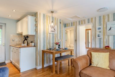 Puffin Cottage at Inny Vale (OC-P32812)