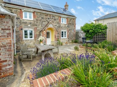 Therles Cottage (OC-IC157)