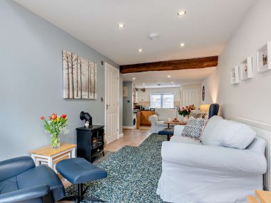 The Snug (OC-66256)