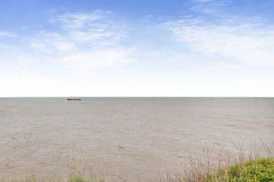 Sea Cliff View (OC-S32347)