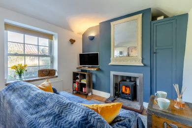 Poppy Cottage (OC-1642)