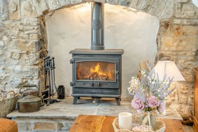 River Bank Cottage (OC-B45220)