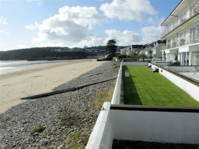 Strandways Court 8 (OC-FB246) Strandways Court 8 (OC-FB246)