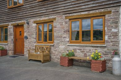 Yew Tree Barn (OC-BN370) Yew Tree Barn (OC-BN370)