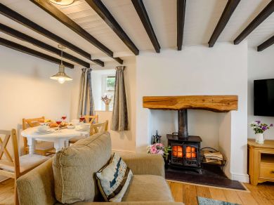 Cordyline Cottage (OC-44492)