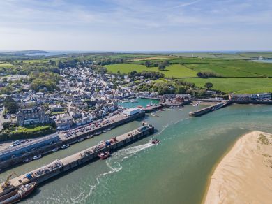 Harbour Reach - Padstow (OC-H32002)