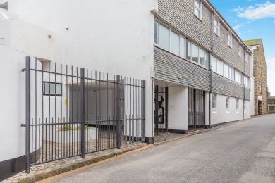 18 St Nicholas Court (OC-18STN) 18 St Nicholas Court (OC-18STN)