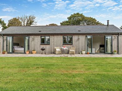 The Cabin - Llanddinog (OC-92672) The Cabin - Llanddinog (OC-92672)