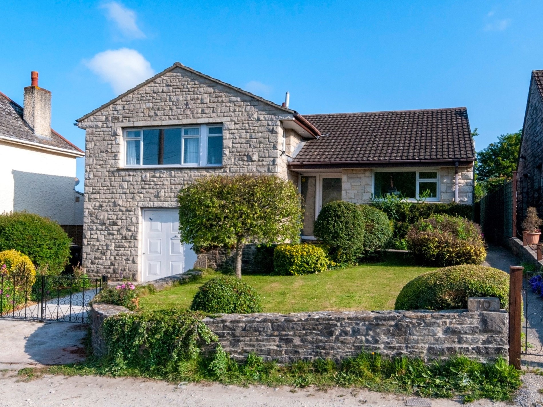 Cherry Blossom House - Corfe Castle