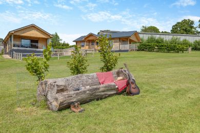 Lime Log Cabin (OC-S29518)