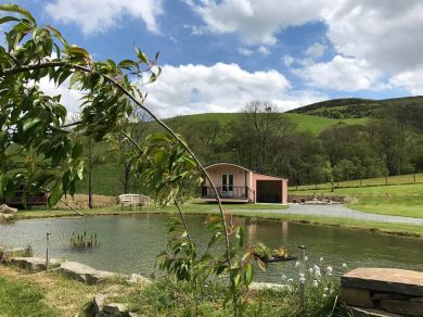 Cherry Tree Lodge (OC-BN089)