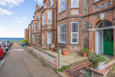 Cromer Town Five (OC-C46002) Cromer Town Five (OC-C46002)