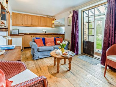 Old Coastguard Cottage - Pett Level (OC-57203)