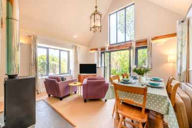 Southills Cottage (OC-BC455) Southills Cottage (OC-BC455)