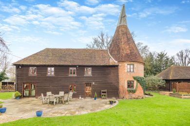 Lakeside Oast (OC-L30681)