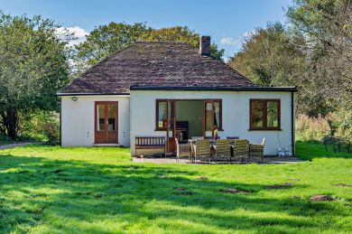 Willow House - Dymchurch (OC-W30161)
