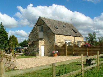 Old Stable - Cirencester (OC-CC094)