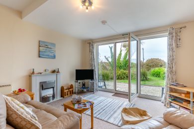 Seacroft, 6 Carthew Court (OC-SEACFT) Seacroft, 6 Carthew Court (OC-SEACFT)