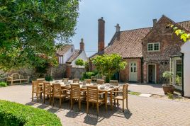 Robin Hood Cottage and Stable Cottage