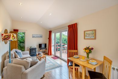 Linnet Lodge (OC-LINLO)